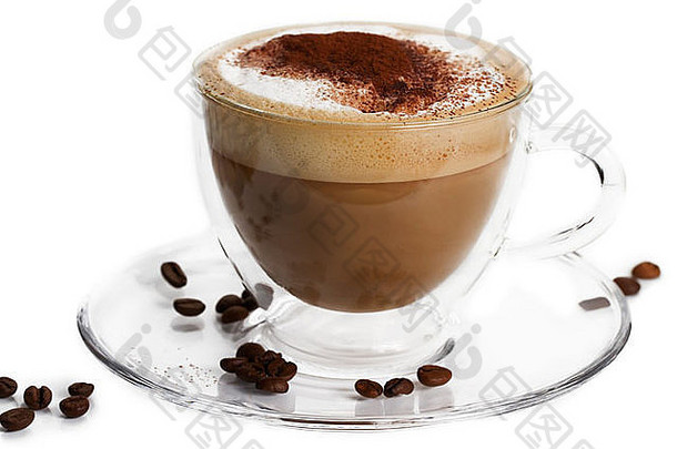 卡布奇诺咖啡可可粉咖啡豆子玻璃杯白色背景