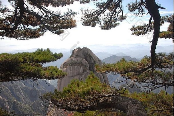 黄山山安徽省中国视图岩石露头框架松树路径莲花峰最高点黄山
