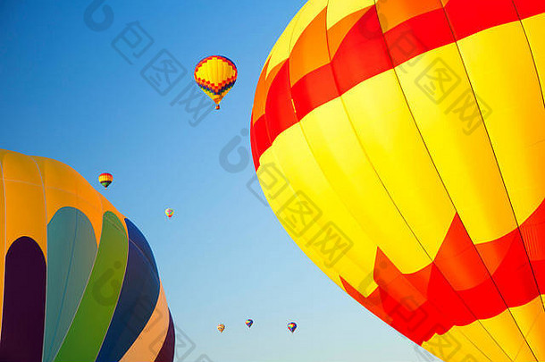 热空气气球西北艺术空气节日木材林恩公园奥尔巴尼俄勒冈州