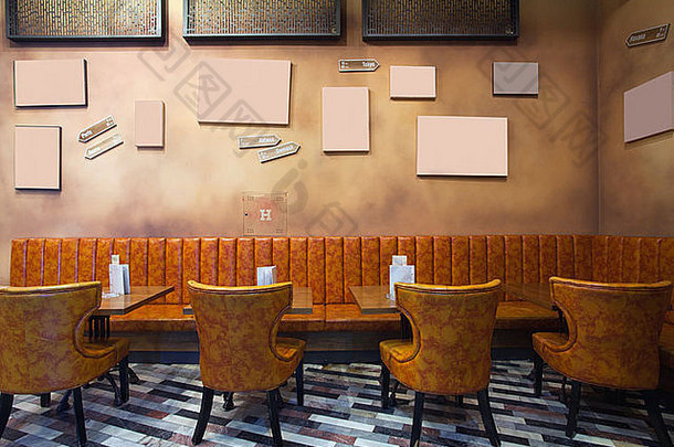 餐厅室内古董风格皮革扶手椅空帧墙