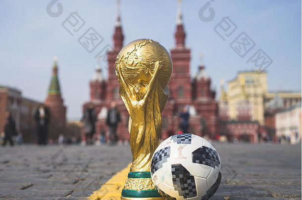 4月莫斯科俄罗斯奖杯国际足联世界杯官方球国际足联世界杯阿迪达斯泰斯达红色的广场莫斯科