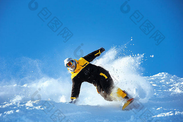 滑雪滑雪粉坡速度
