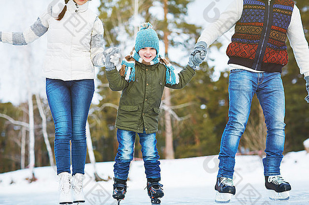 快乐男孩滑冰父母