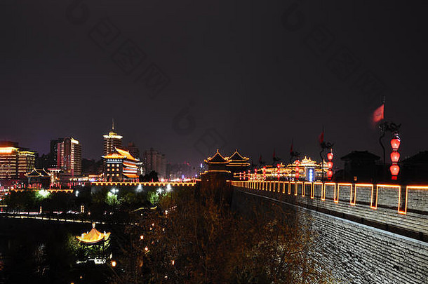 陕西中国12月晚上视图咸阳城市墙城墙墙围绕城市西安保存
