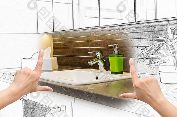 女手框架自定义浴室设计结合画照片