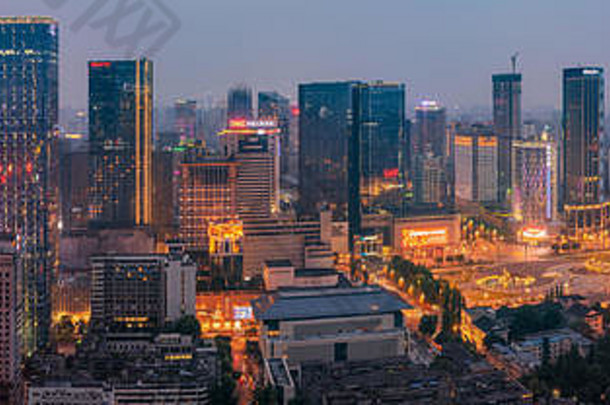 成都四川省中国6月天际线全景空中视图中心城市天府广场可见一边
