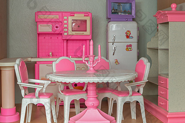 小平克娃娃厨房家具设备