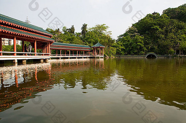 古老的中国人风格桥湖西山公园桂林城市广西省南部中国