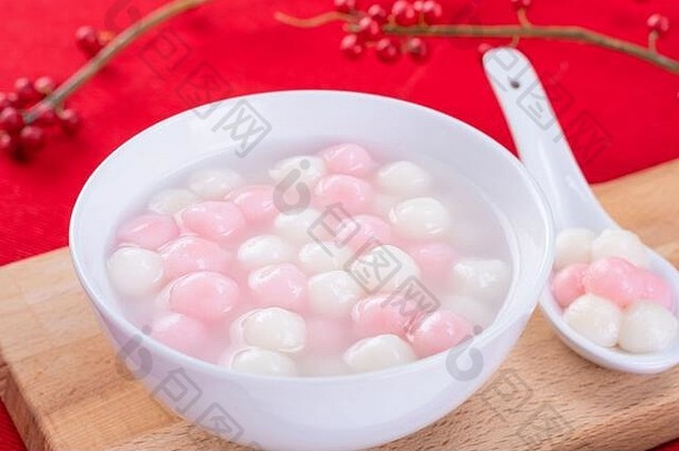 唐元汤圆美味的红色的白色大米饺子球小碗红色的背景亚洲节日食物中国人冬天冬至非盈利系统