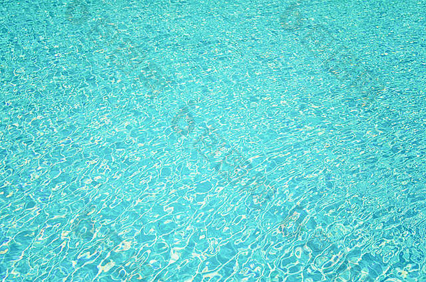 波西米亚海度假胜地奢侈品假期目的地小波蓝色的海游泳课程海透明的清晰的水流动水表面美危险深海洋海背景纹理