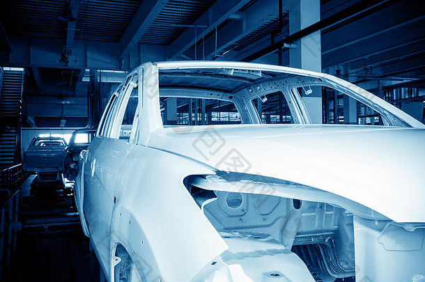 现代汽车生产行自动化生产设备