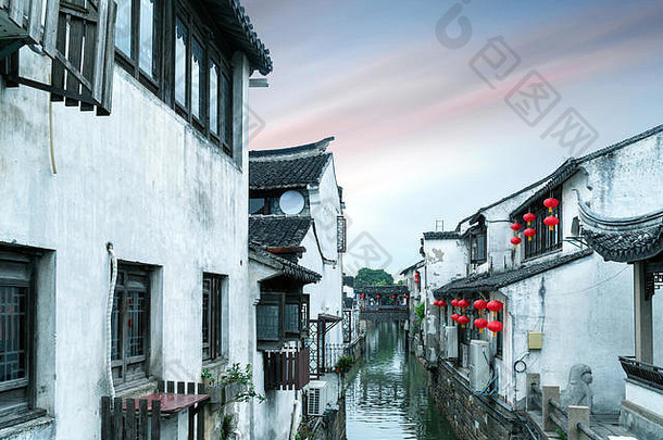 苏州中国著名的水小镇古老的城镇南长江河
