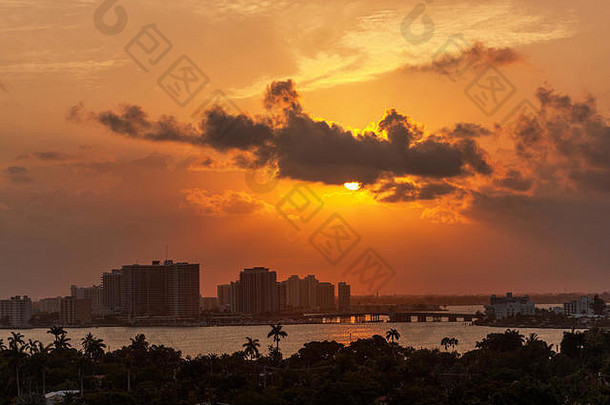 日落迈阿密海滩佛罗里达美国