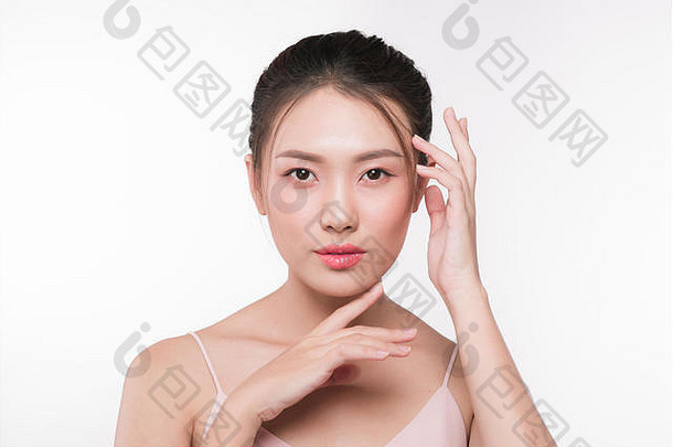 亚洲女人肖像完美的新鲜的清洁皮肤面部治疗