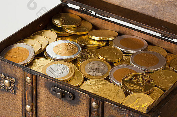 开放盒子完整的黄金欧元钱