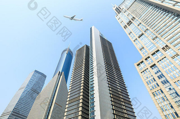 低角视图摩天大楼上海中国