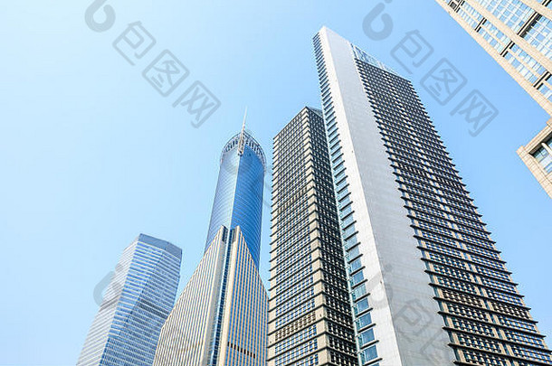 低角视图摩天大楼上海中国