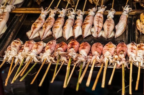 新鲜的鱼街市场河南亚洲肉鱼烤烧烤