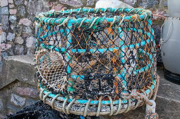 Fishermans龙虾锅岸边布里克瑟姆钓鱼村港口托贝德文郡英格兰