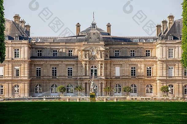 巴黎法国4月卢森堡宫公园巴黎花园卢森堡美丽的花园巴黎lockd