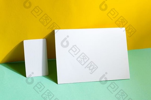 空白文具集业务卡片宣传册双色版背景阴影