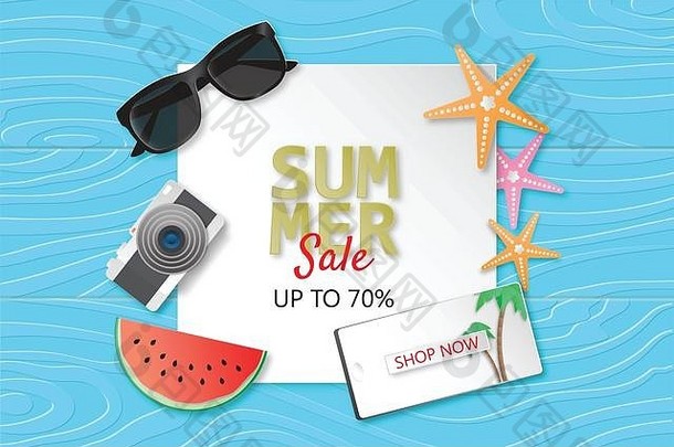 有创意的插图夏天出售横幅太阳眼镜相机智能手机显示明星鱼水瓜蓝色的木背景纸减少圈