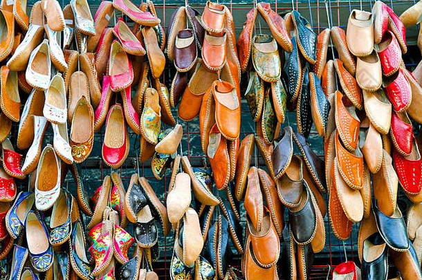 埃及皮革鞋子出售街市场
