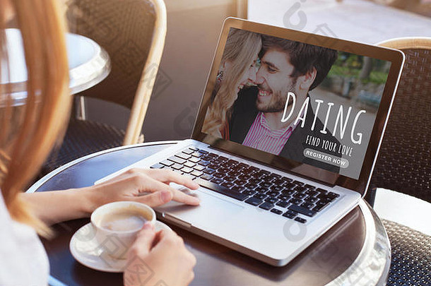 约会在线女人的男朋友找到爱互联网