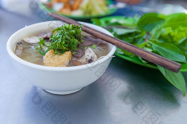 素食主义者版本巨像著名的越南语面条汤服务新鲜的草本植物佛教餐馆牙医页越南