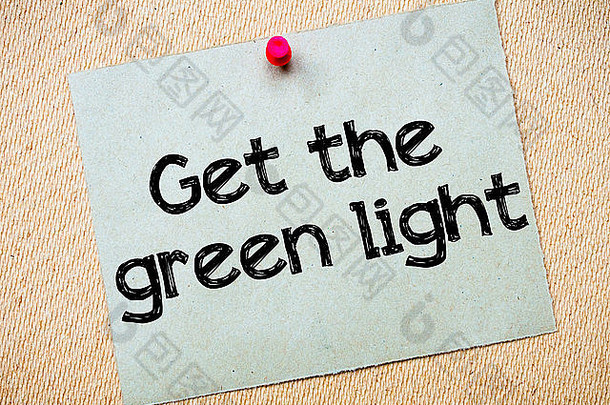 绿色光消息回收纸请注意固定软木塞董事会概念图像