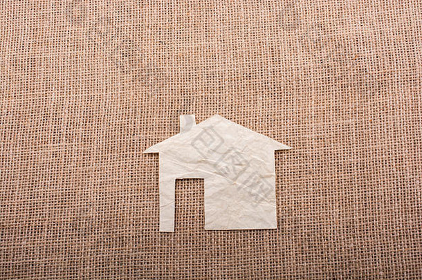 房子形状减少纸帆布背景
