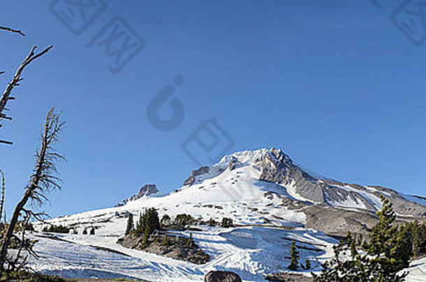 山罩清晰的蓝色的天空俄勒冈州全景