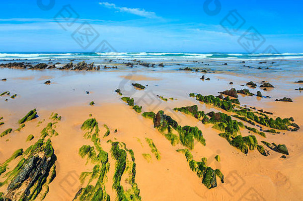 岩石形成桑迪海滩阿尔加夫科斯塔vicentina葡萄牙