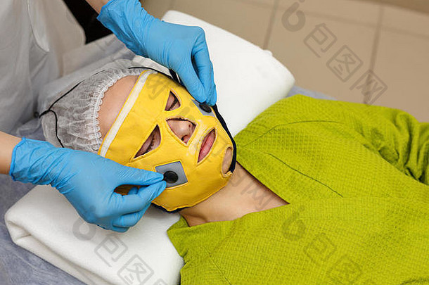 硬件美容在临床上脸复兴在临床上治疗