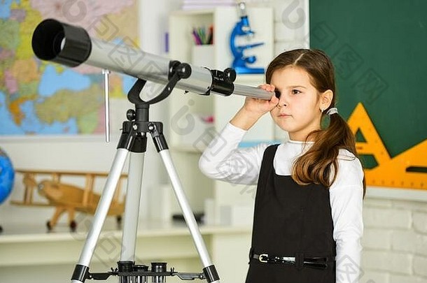 宇航员望远镜学校天文学教训探索空间星系学校女孩望远镜女孩望远镜望远镜三脚架学校主题集