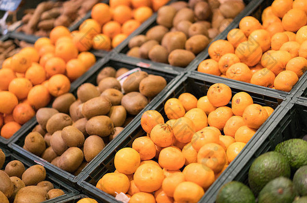 橙子猕猴桃水果市场