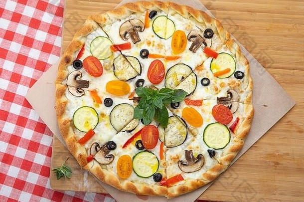 披萨蔬菜特写镜头成分装饰罗勒分类传统的意大利快食物