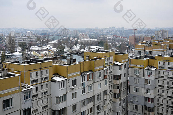 前苏联时期公寓块天际线面对北曼联国家广场基希讷乌基什尼奥夫共和国摩尔多瓦11月