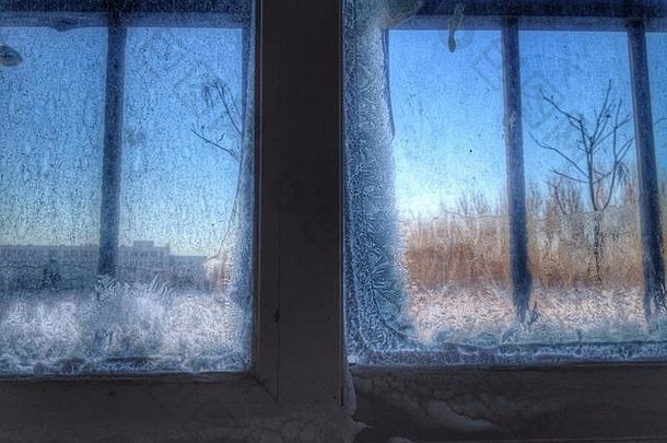 冰窗户内部