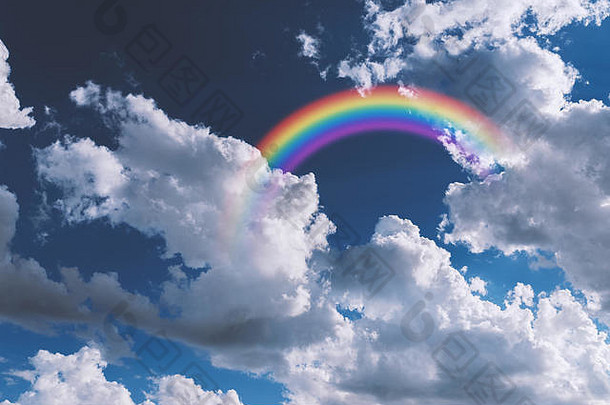 色彩斑斓的彩虹云美自然概念