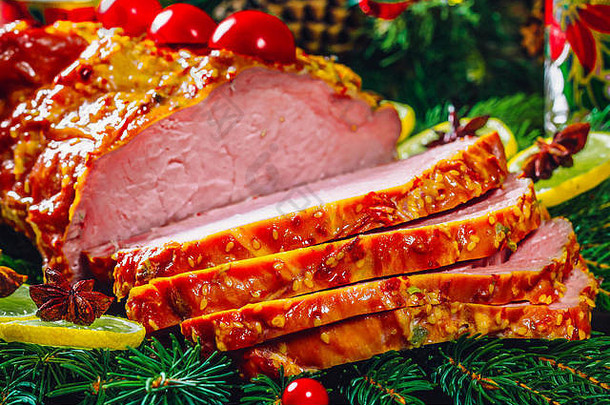 圣诞节表格晚餐时间烤肉蜡烛一年装饰背景感恩节概念家庭假期