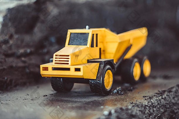 玩具卡车风景煤炭矿业