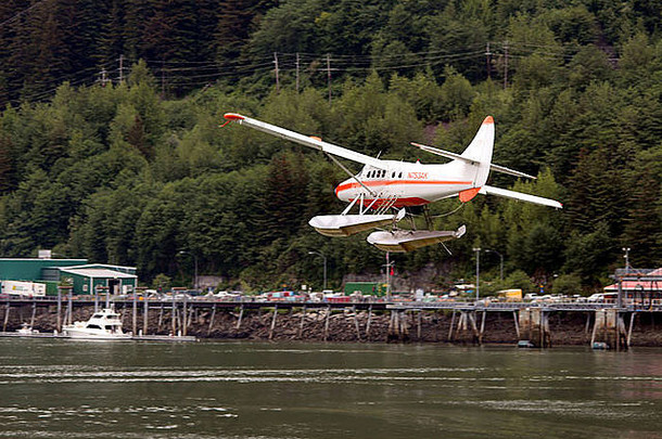 浮动飞机飞行山码头朱诺阿拉斯加