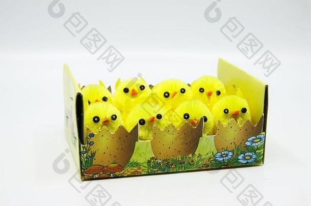 集团可爱的复活节小鸡纸板纸篮子