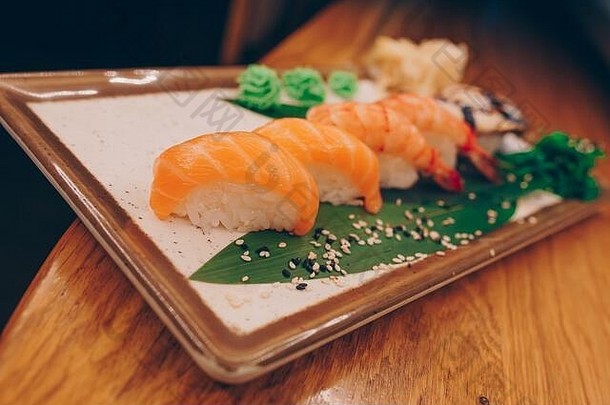 大集寿司卷温暖的埃比为了鳗鱼春天很多分类费城卷菜日本生鱼板传统的Res