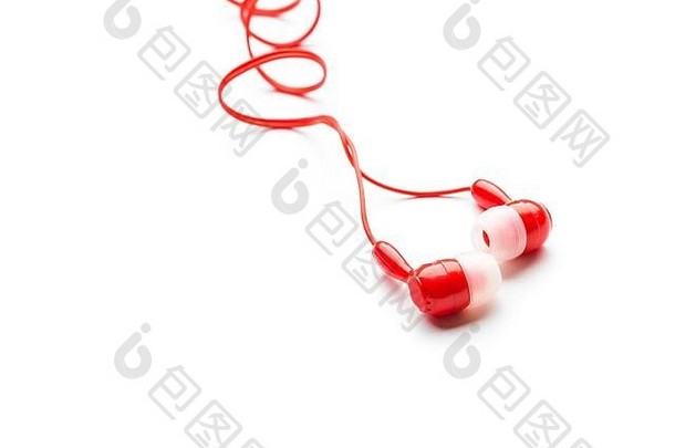 现代《连线》杂志经典红色的耳机孤立的白色现代技术概念