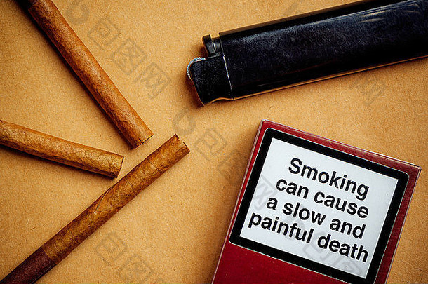 吸烟香烟上瘾健康问题概念平躺安排吸烟慢痛苦的死亡通用的