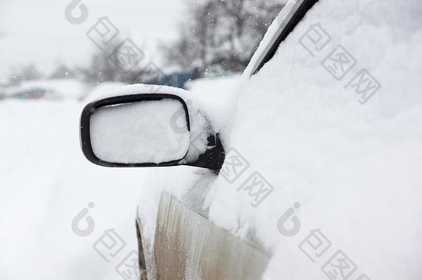 车覆盖雪冬天风暴
