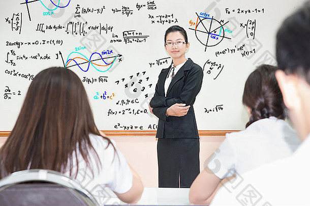 亚洲老师集团高学校学生教室