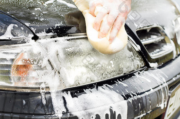 洗车头灯海绵很多泡沫